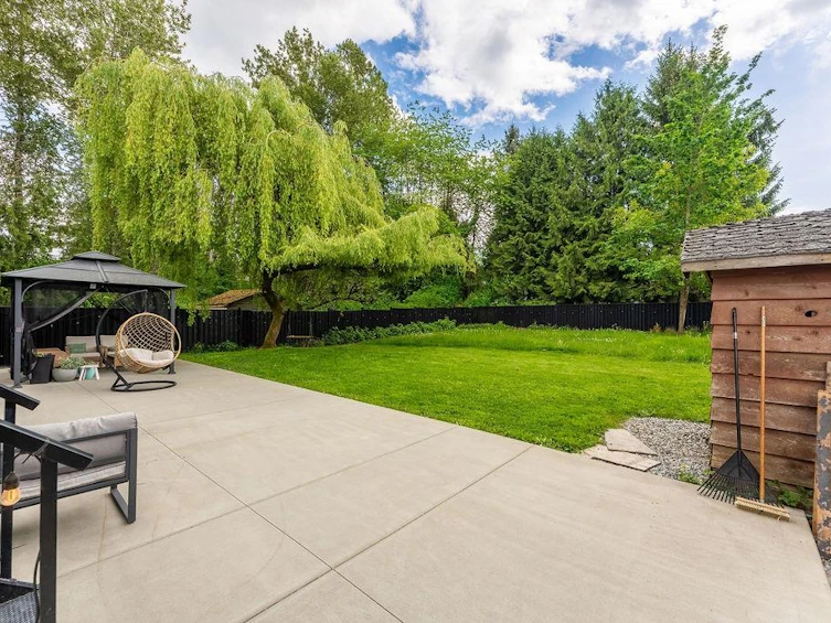 14180 Kindersley Drive, Surrey, BC, V3R 5P5 - 26
