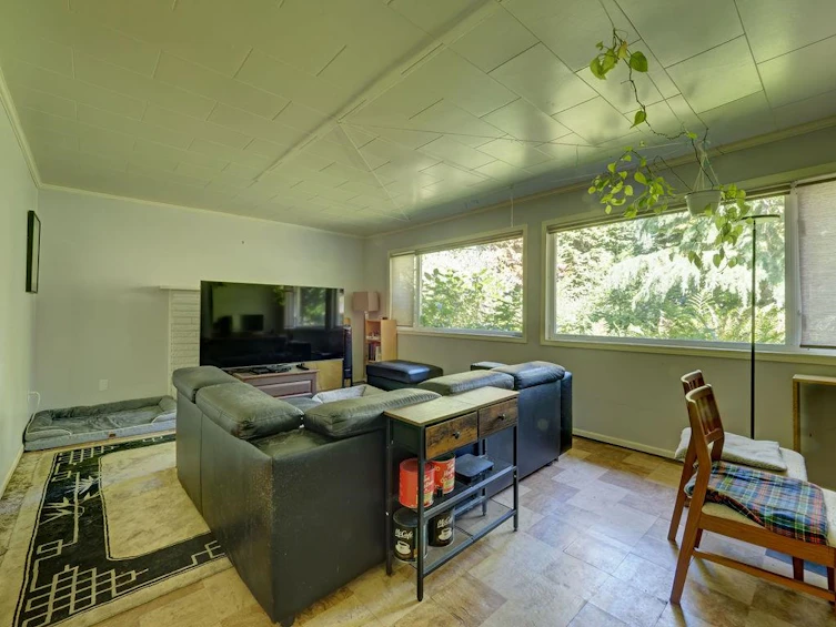 999 Reed Road, Gibsons, BC, V0N 1V7 - 9