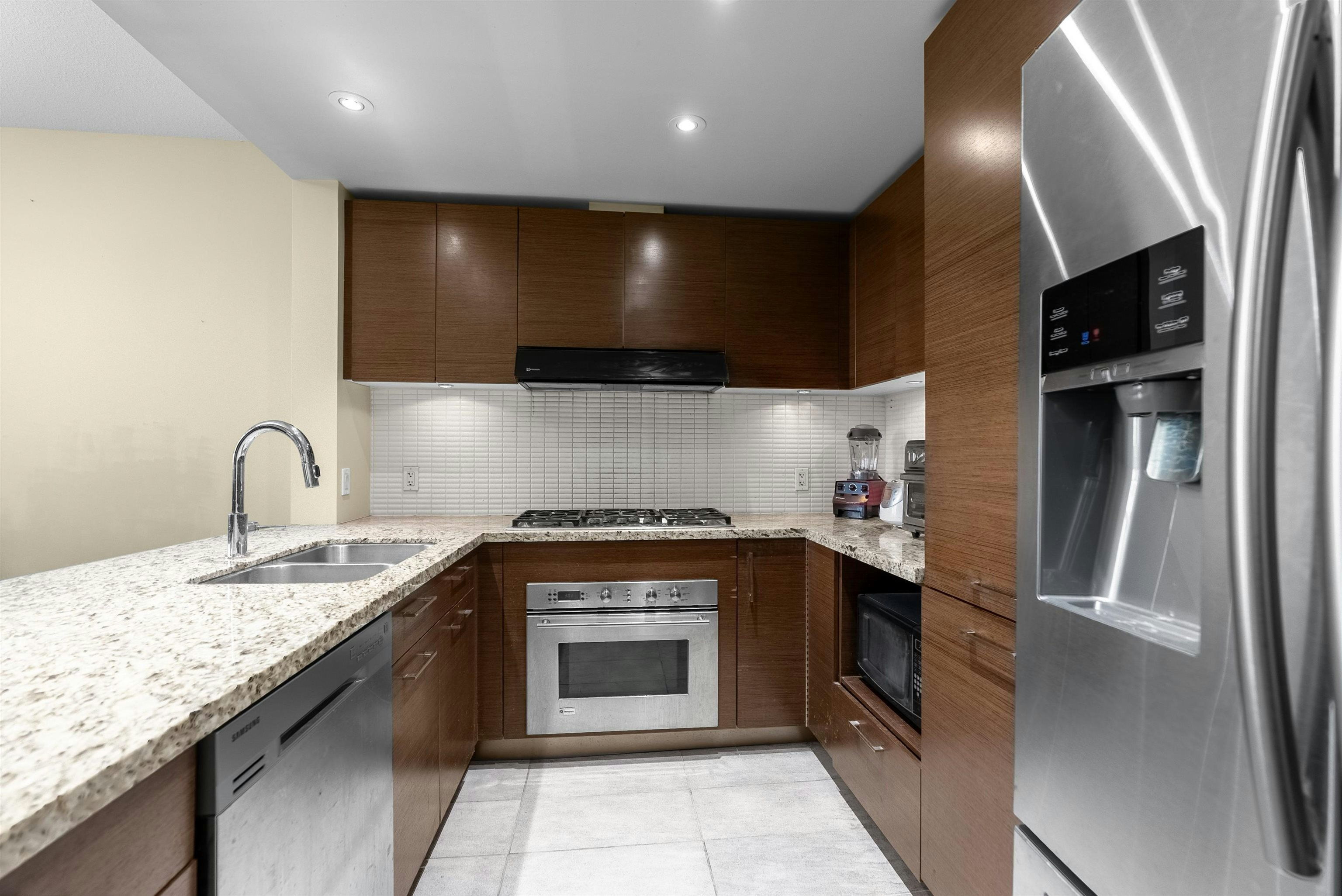 112-5958 Iona Drive, Vancouver, BC, V6T 2L2 - 9