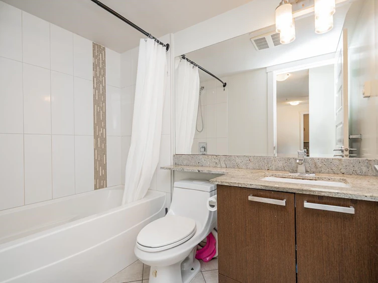 #313-13883 Laurel Drive, Surrey, BC, V3T 1A8 - 21