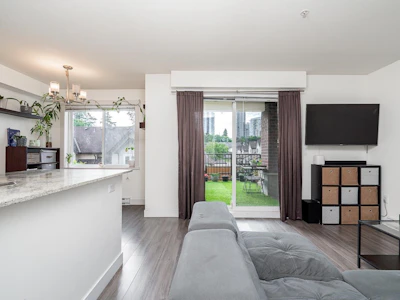 #313-13883 Laurel Drive - 4