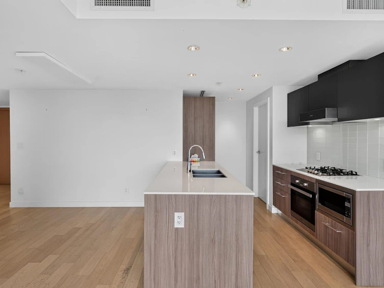 906-2221 E 30th Avenue, Vancouver, BC, V5N 0G6 - 8