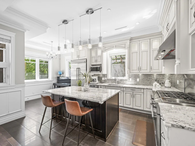 6332 Vine Street, Vancouver, BC, V6M 4B1 - 9