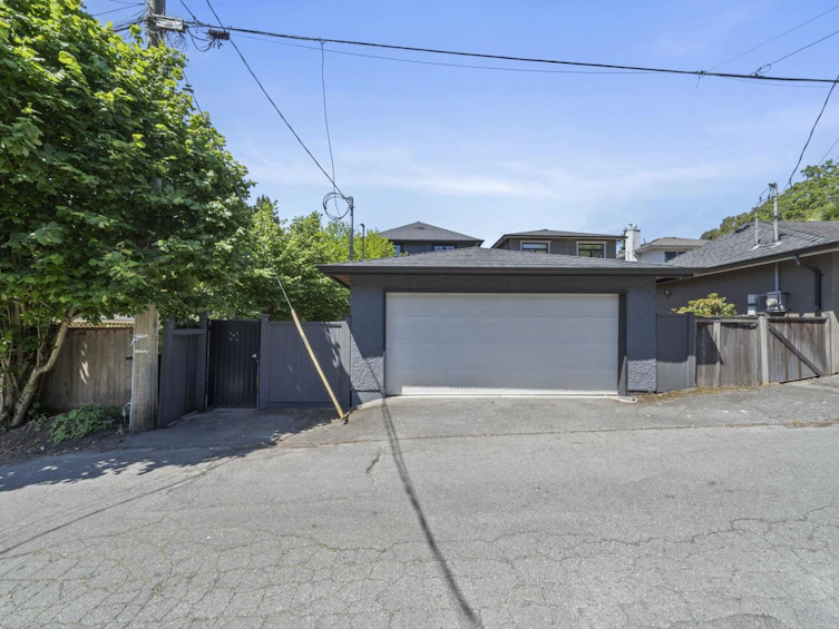 6332 Vine Street, Vancouver, BC, V6M 4B1 - 39