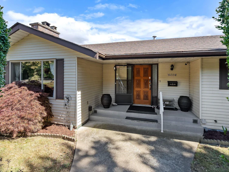 35334 Rockwell Drive, Abbotsford, BC, V3G 2C9 - 2