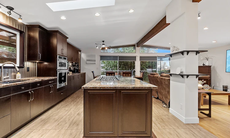 6436 Mckenzie Drive
