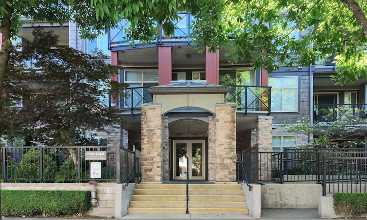 310-2336 Whyte Avenue