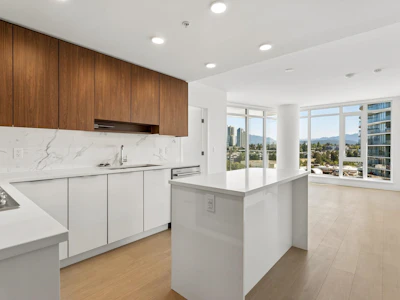 903-7683 Park Crescent - 2