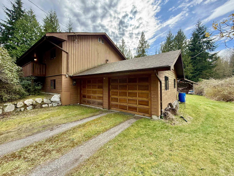 299 King Road, Gibsons, BC, V0N 1V5 - 3