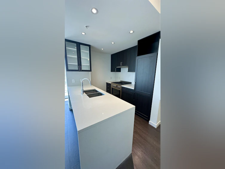 3301-5470 Ormidale Street, Vancouver, BC, V5C 0L9 - 3