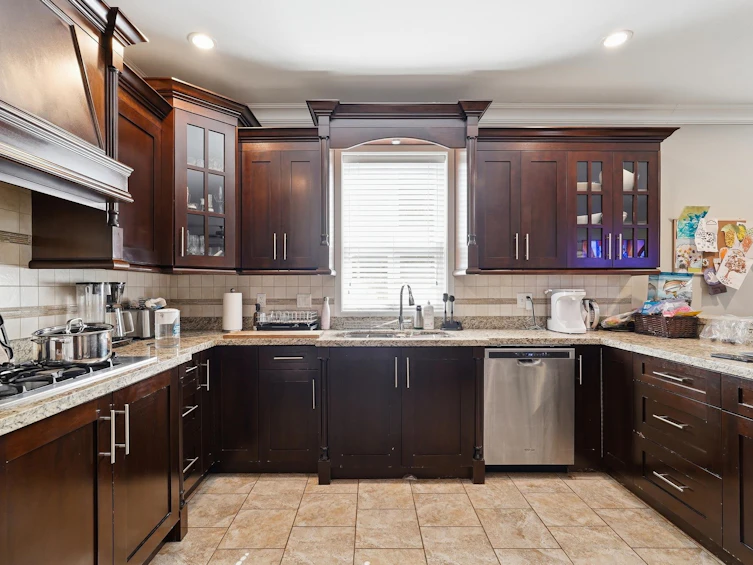 A-5013 Central Avenue, Delta, BC, V4K 2G5 - 10