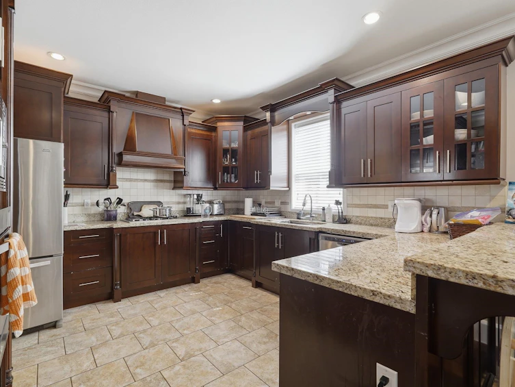 A-5013 Central Avenue, Delta, BC, V4K 2G5 - 11
