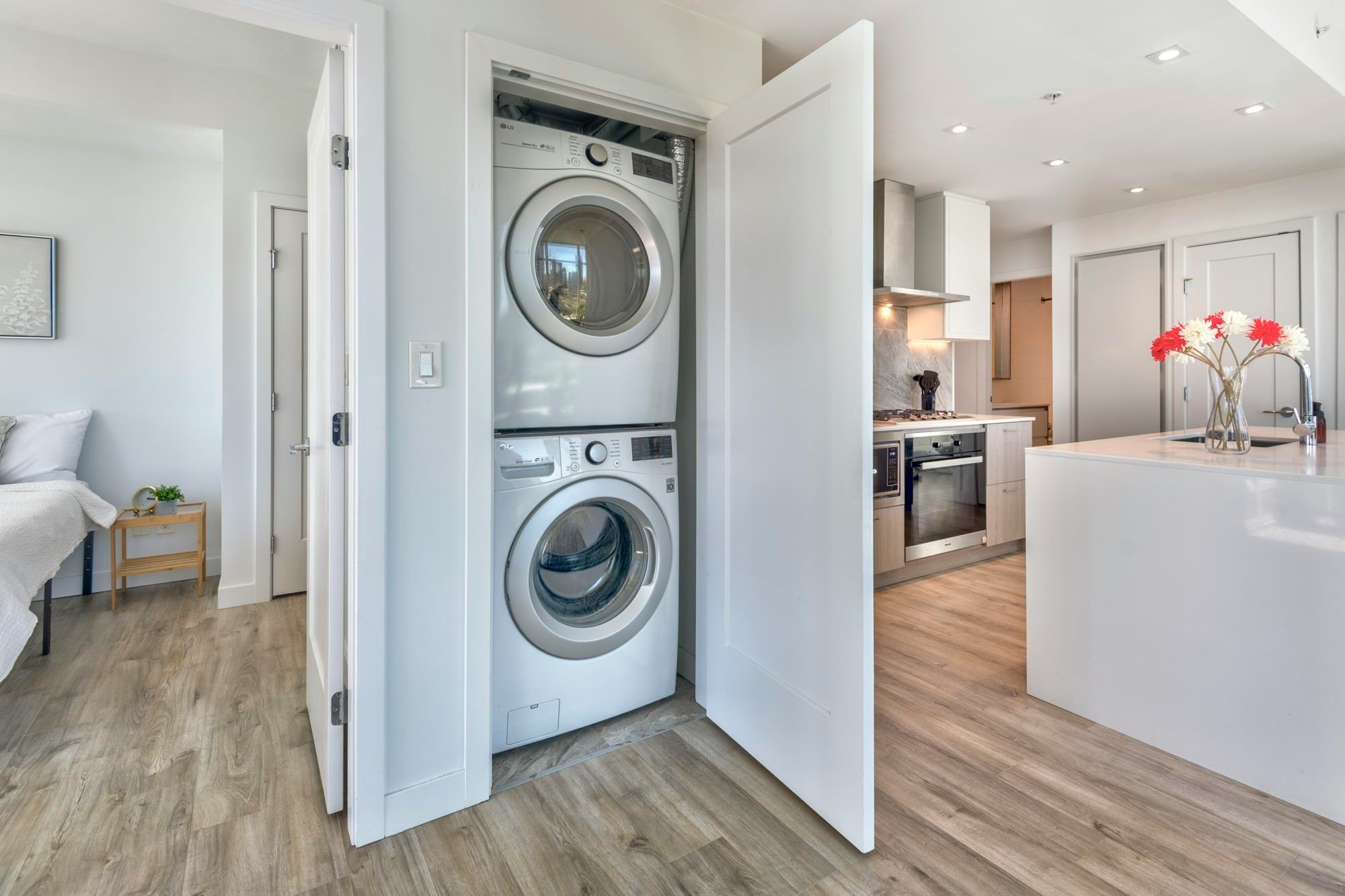 1301-2288 Alpha Avenue, Burnaby, BC, V5C 0L9 - 14