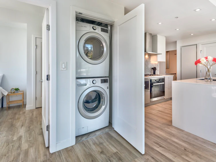 1301-2288 Alpha Avenue, Burnaby, BC, V5C 0L9 - 14