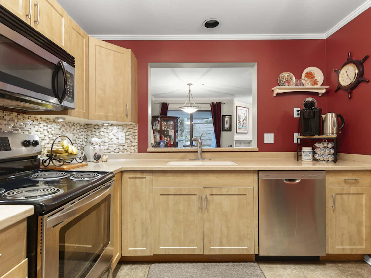 102-628 W 12th Avenue, Vancouver, BC, V5Z 1M8 - 4