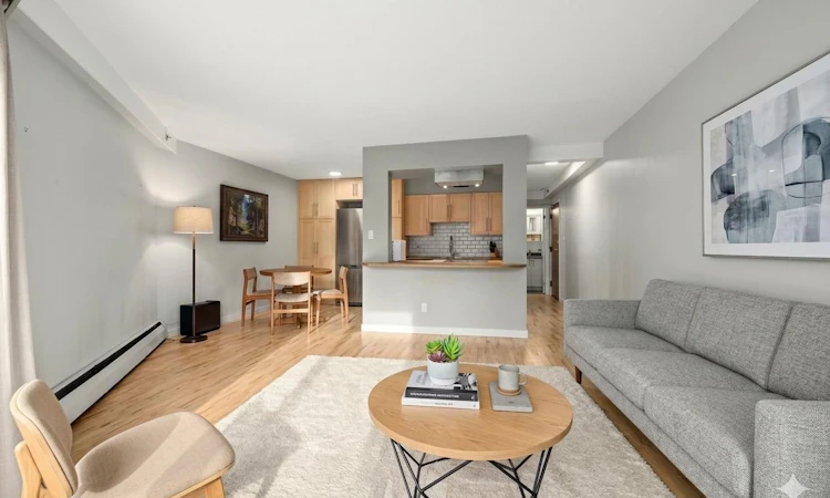 104-1549 Kitchener Street