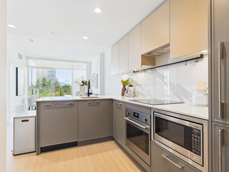 805-13745 George Junction, Surrey, BC, V3T 0V8 - 7