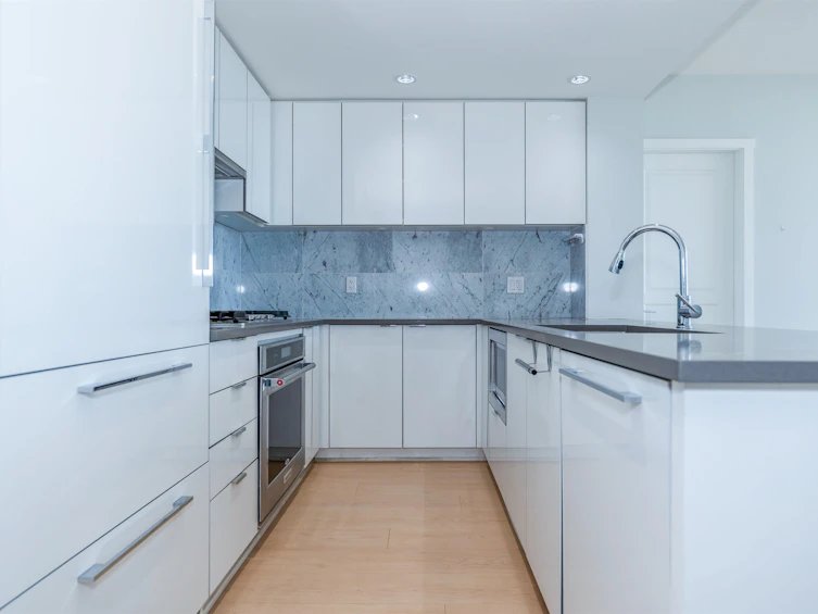 3603-5883 Barker Avenue, Burnaby, BC, V5H 2M8 - 5
