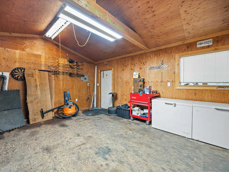 24898 122 Avenue, Maple Ridge, BC, V4R 2A1 - 34