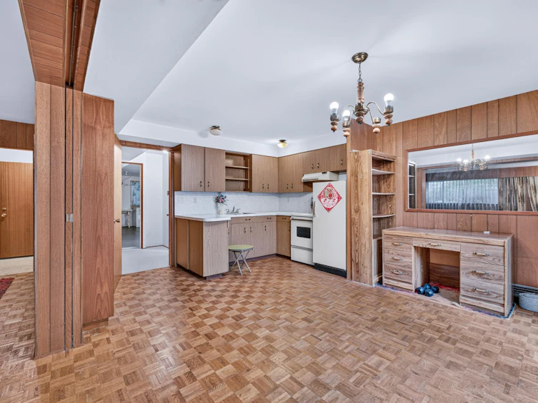 3660 E 22nd Avenue, Vancouver, BC, V5M 2Z7 - 18