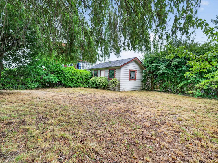 3660 E 22nd Avenue, Vancouver, BC, V5M 2Z7 - 23