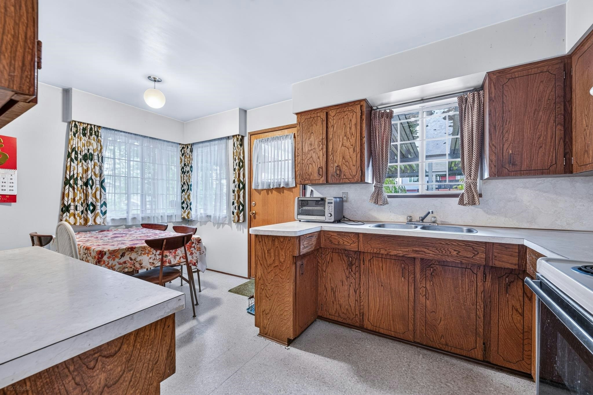 3660 E 22nd Avenue, Vancouver, BC, V5M 2Z7 - 8
