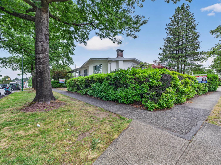 3660 E 22nd Avenue, Vancouver, BC, V5M 2Z7 - 22