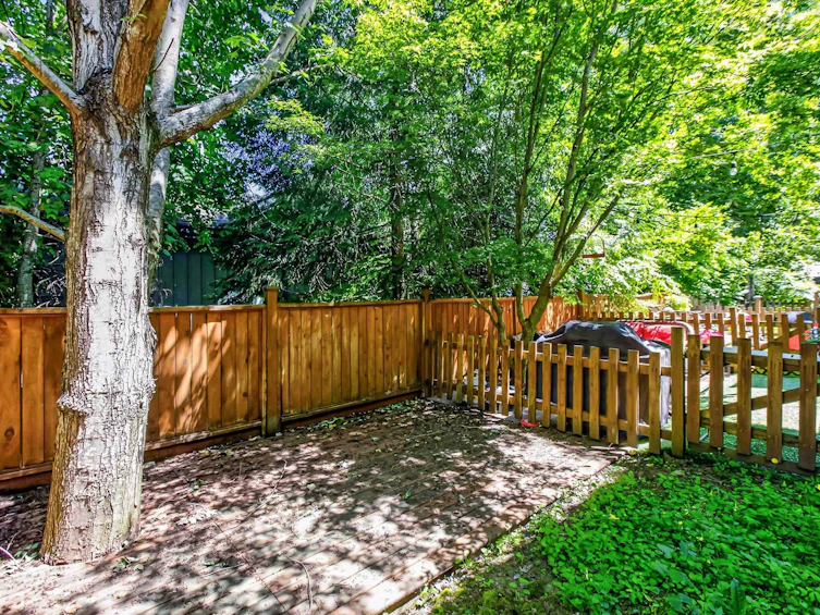 26-18701 66 Avenue, Surrey, BC, V3S 4P3 - 25