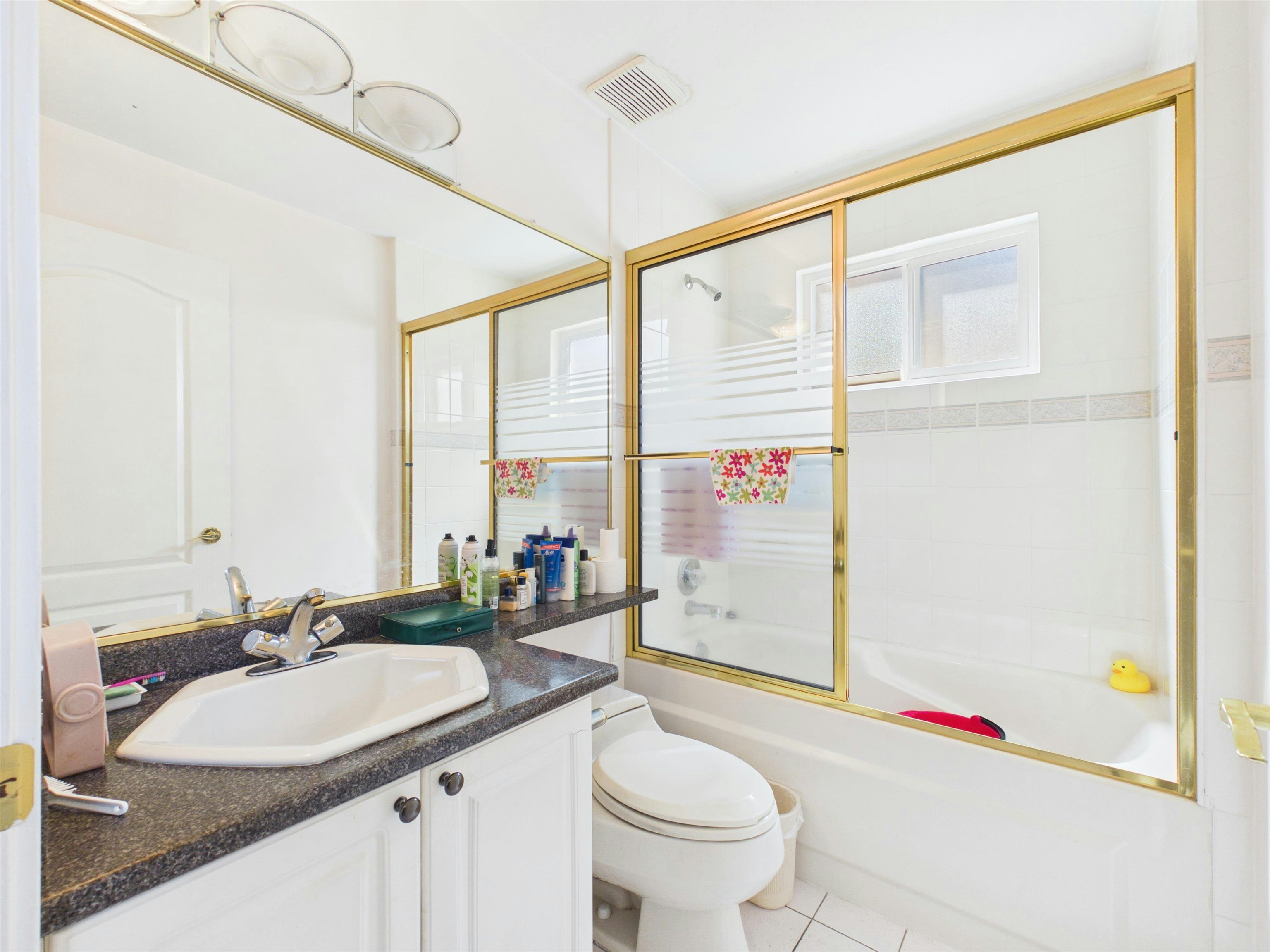 6818 Gilley Avenue, Burnaby, BC, V5J 4W7 - 23