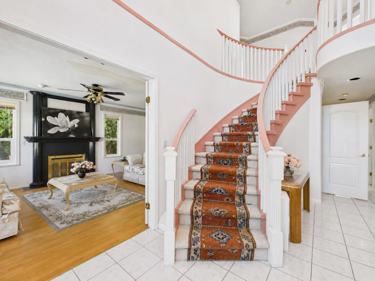 6818 Gilley Avenue, Burnaby, BC, V5J 4W7 - 4