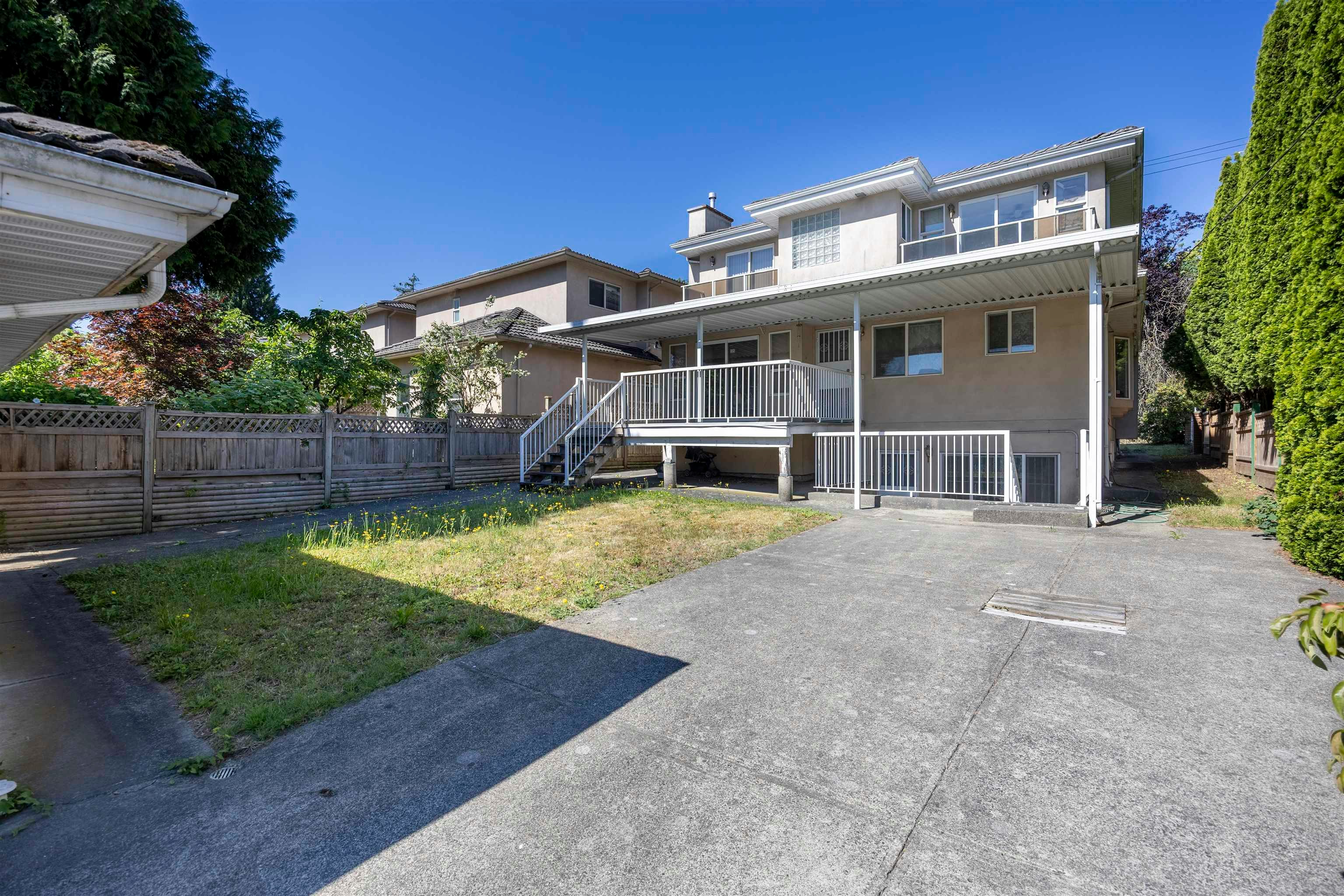 6818 Gilley Avenue, Burnaby, BC, V5J 4W7 - 32