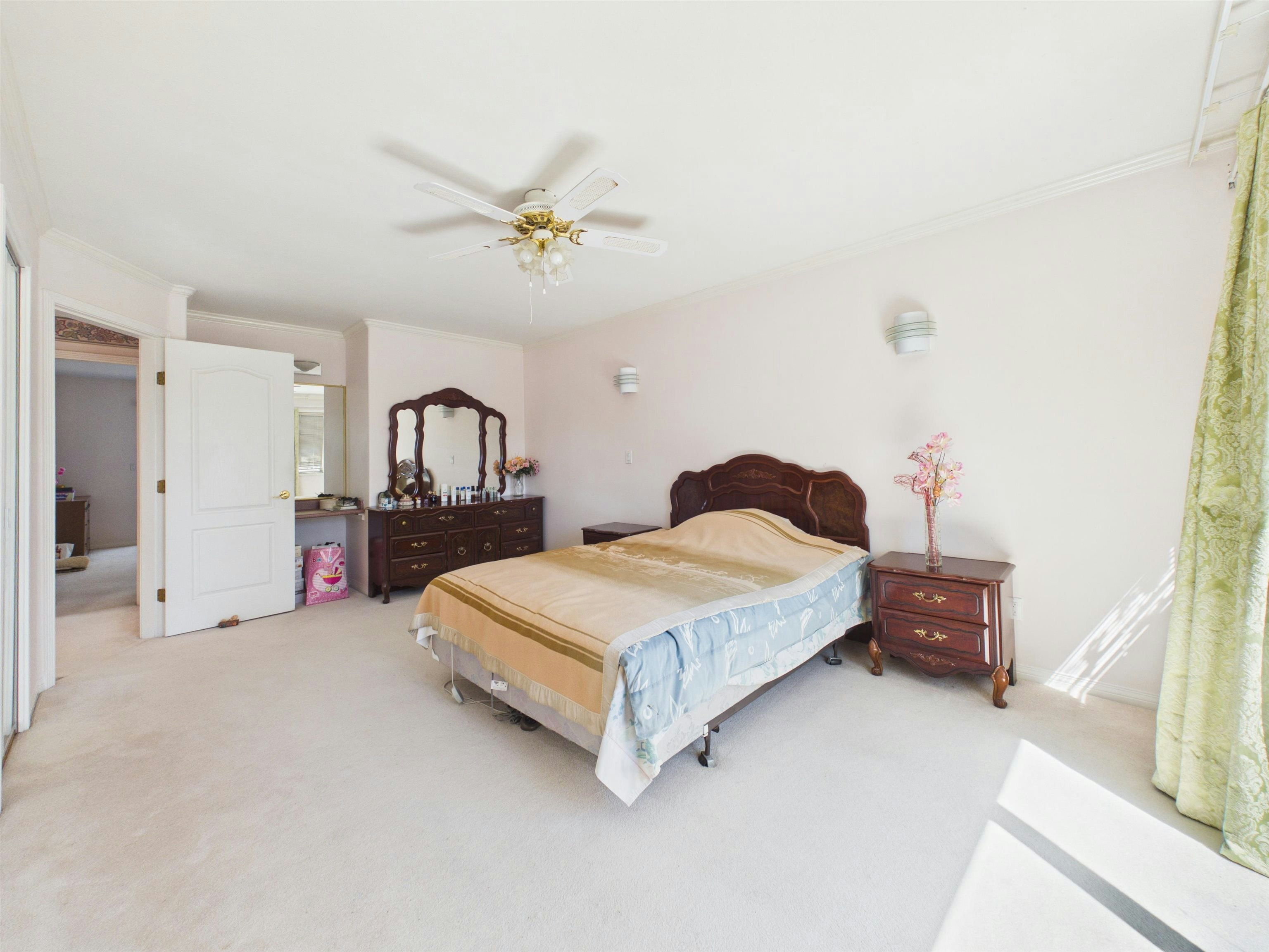 6818 Gilley Avenue, Burnaby, BC, V5J 4W7 - 18