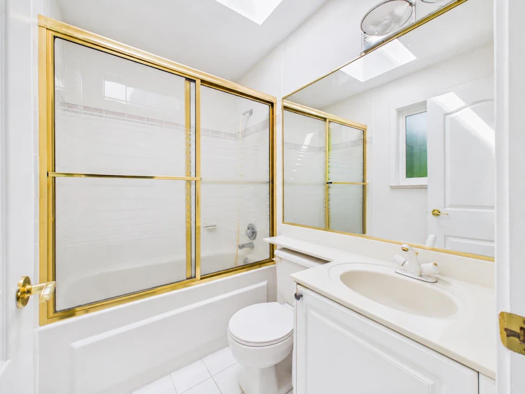 6818 Gilley Avenue, Burnaby, BC, V5J 4W7 - 22