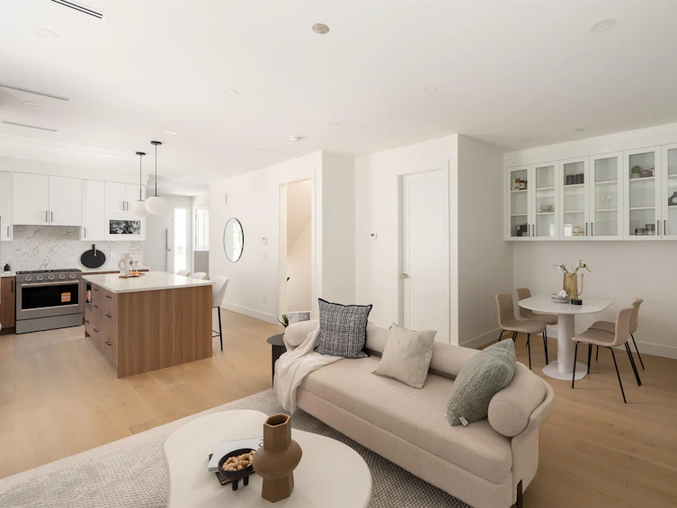 2-6176 Elgin Avenue, Burnaby, BC, V5H 3S4 - 8