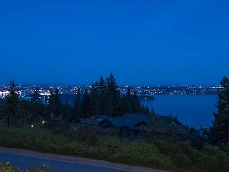 2551 Highgrove Mews, West Vancouver, BC, V7S 0A4 - 18