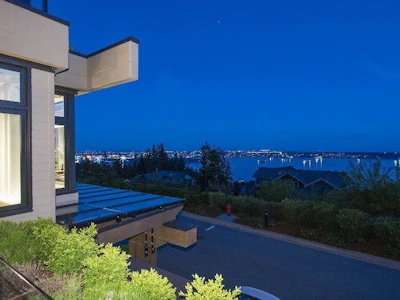 2551 Highgrove Mews - 2