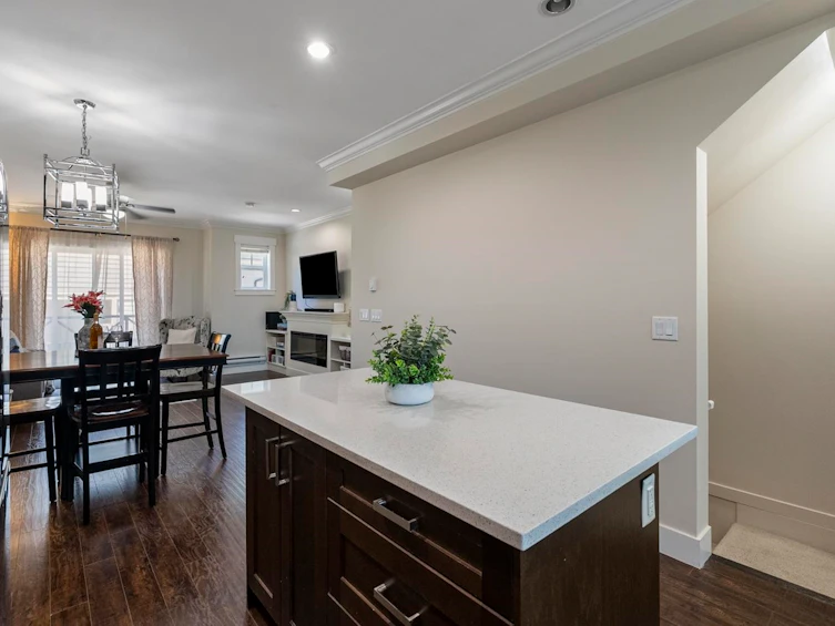 3-5957 152 Street, Surrey, BC, V3S 3K4 - 11