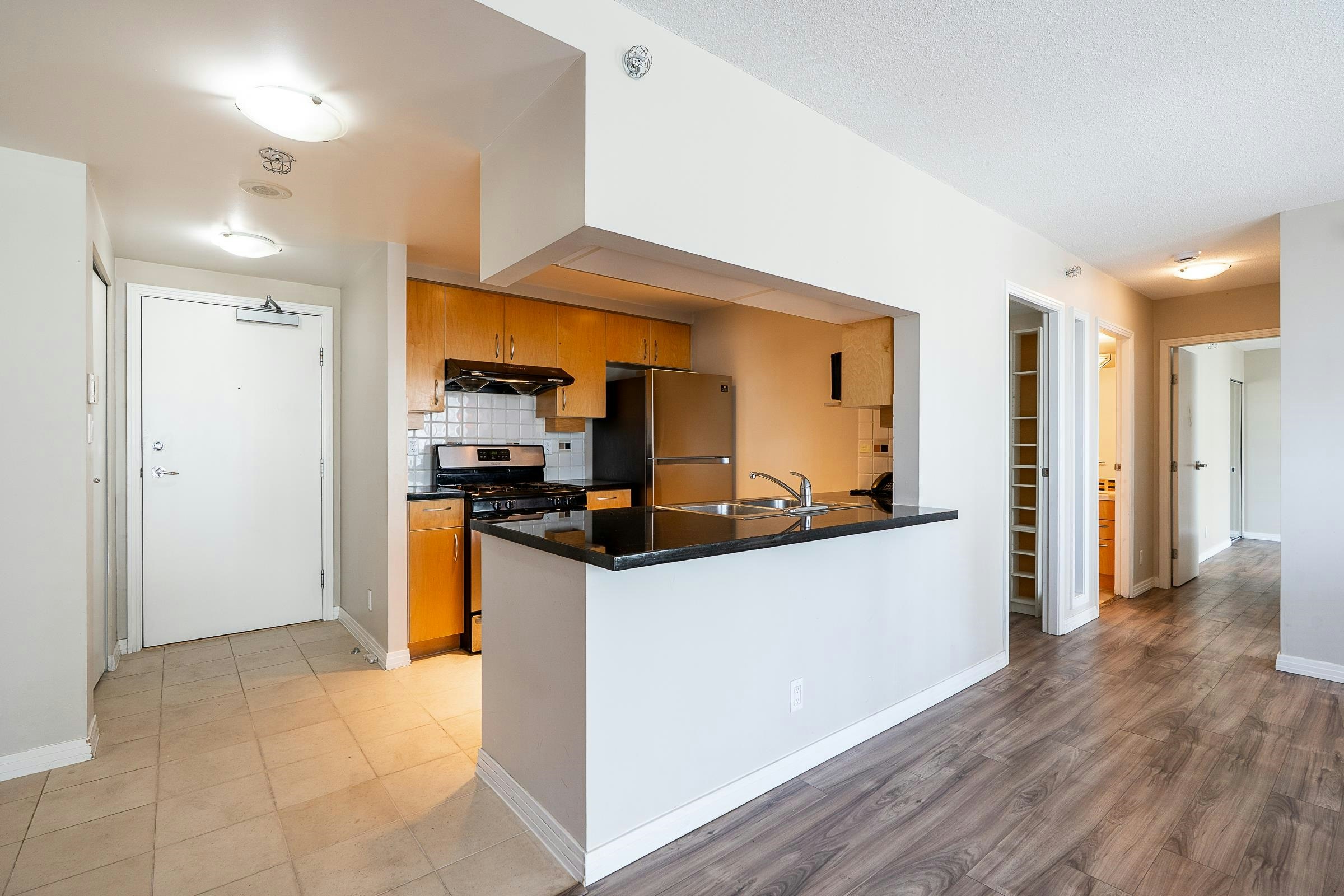 2303-1199 Marinaside Crescent, Vancouver, BC, V6Z 2Y2 - 6