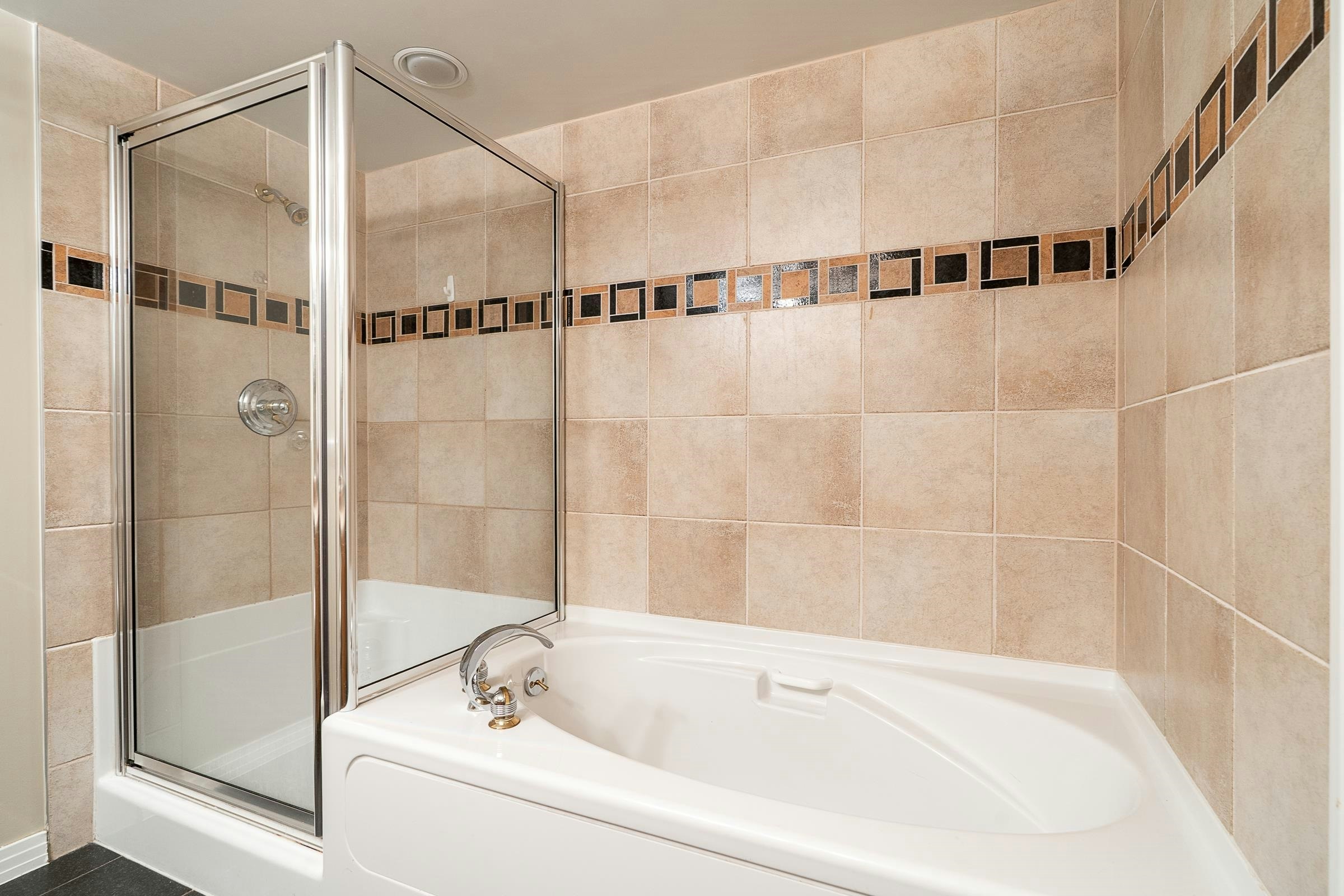 2303-1199 Marinaside Crescent, Vancouver, BC, V6Z 2Y2 - 15