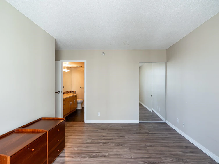 2303-1199 Marinaside Crescent, Vancouver, BC, V6Z 2Y2 - 12
