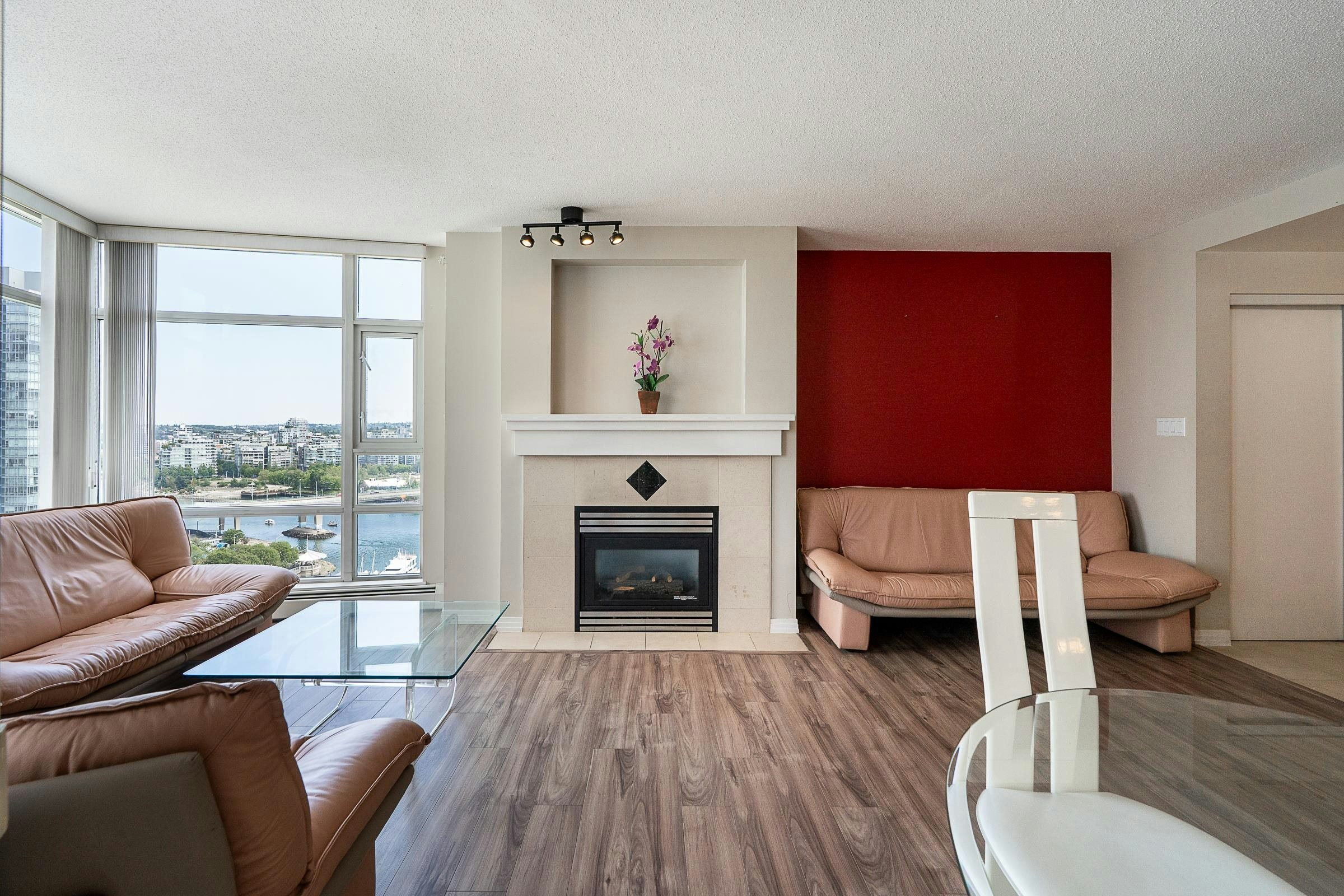 2303-1199 Marinaside Crescent, Vancouver, BC, V6Z 2Y2 - 9