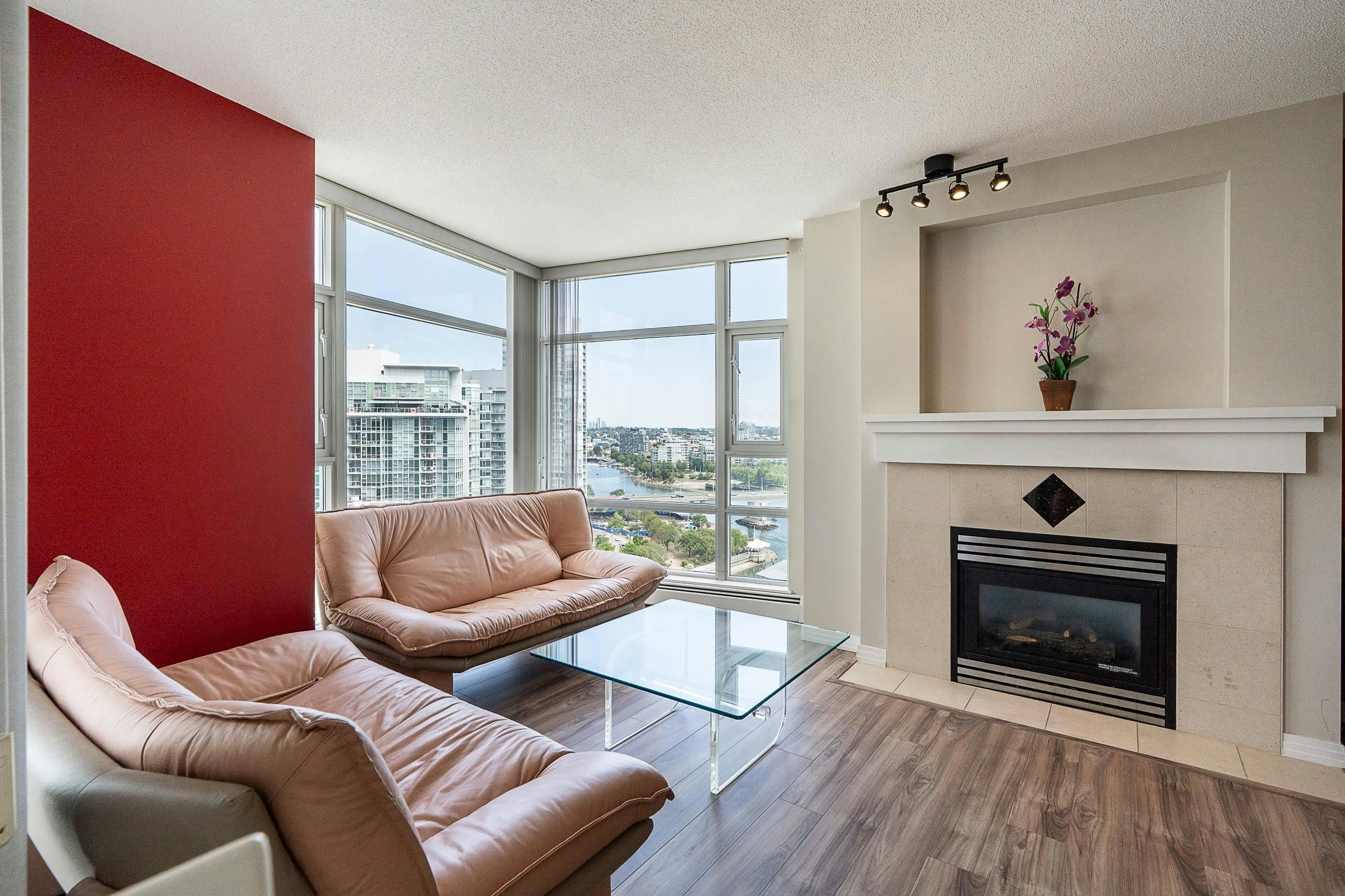 2303-1199 Marinaside Crescent, Vancouver, BC, V6Z 2Y2 - 10