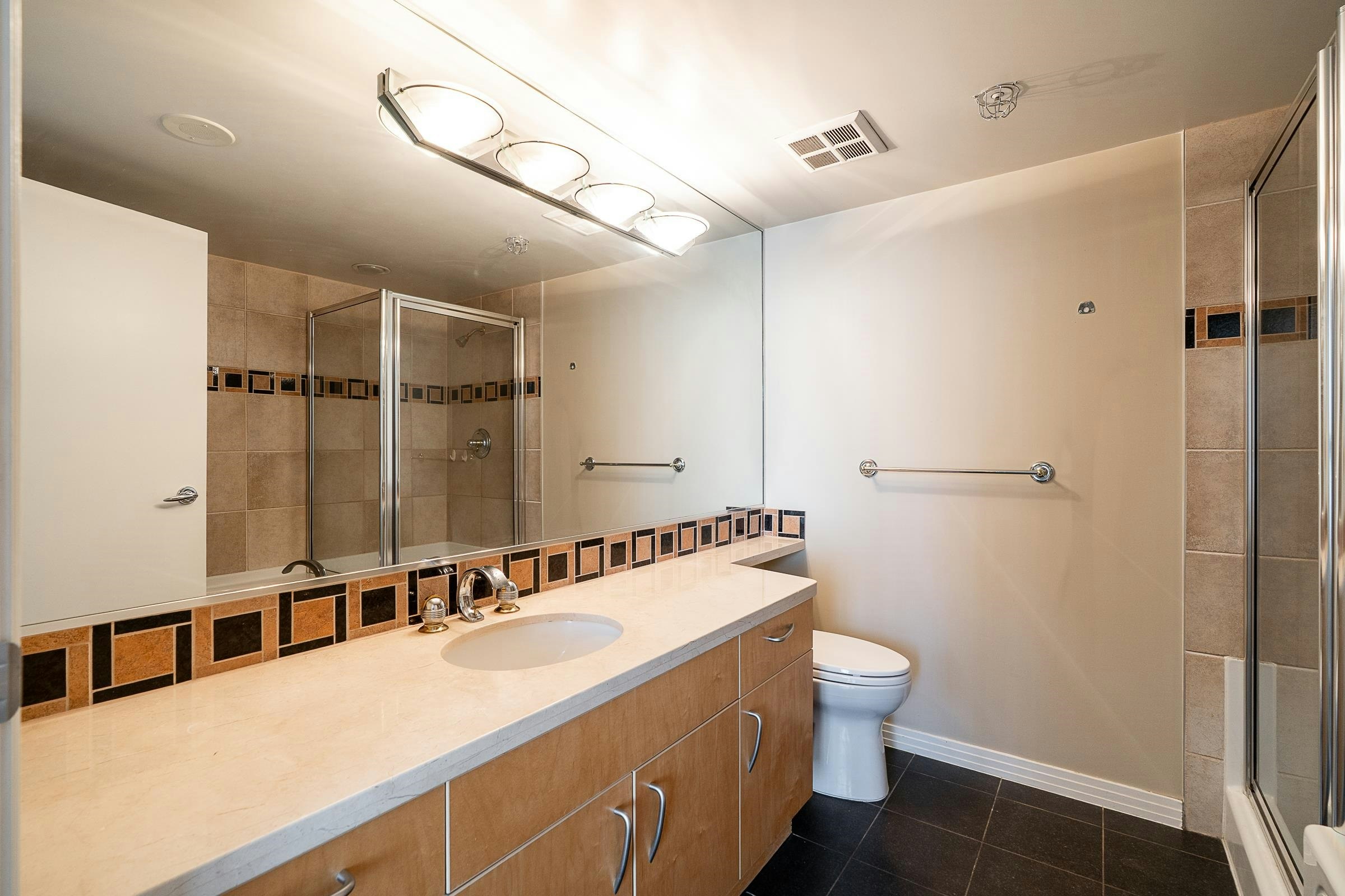 2303-1199 Marinaside Crescent, Vancouver, BC, V6Z 2Y2 - 14