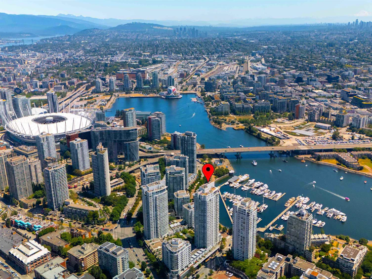 2303-1199 Marinaside Crescent, Vancouver, BC, V6Z 2Y2 - 2