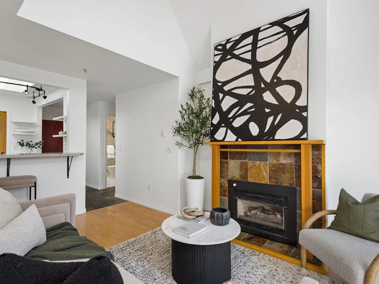 PH2-1915 E Georgia Street, Vancouver, BC, V5L 2B7 - 8