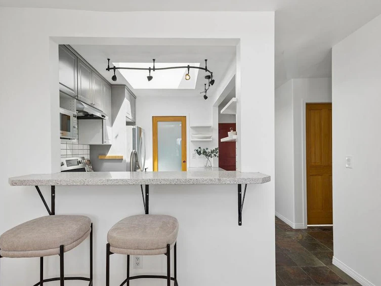 PH2-1915 E Georgia Street, Vancouver, BC, V5L 2B7 - 13