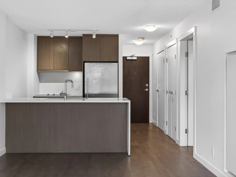 606-1009 Harwood Street, Vancouver, BC, V6E 0C2 - 2