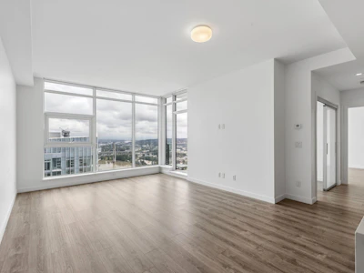 4504-680 Quayside Drive - 2