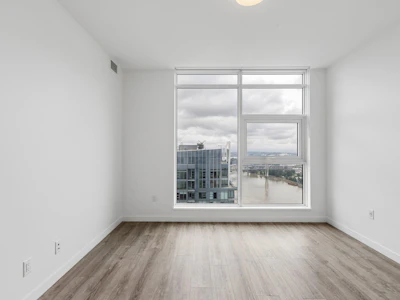 4504-680 Quayside Drive - 4
