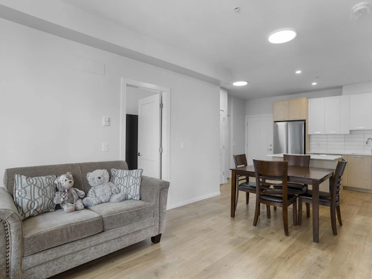 307-3315 148 Street, Surrey, BC, V4P 0H5 - 3
